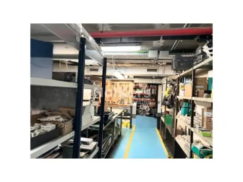 Nave industrial en Gran VIA L'H