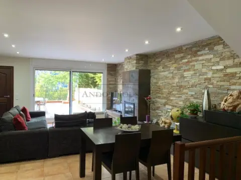 Casa adosada en Centre