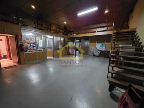 Nave industrial en Villares de la Reina