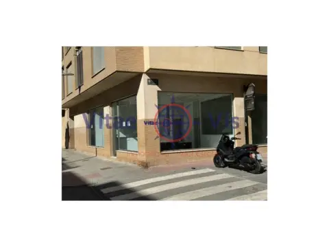 Local comercial en Avenida de Europa