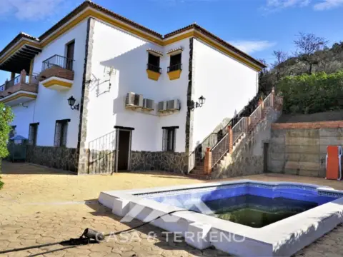 Casa en Sayalonga