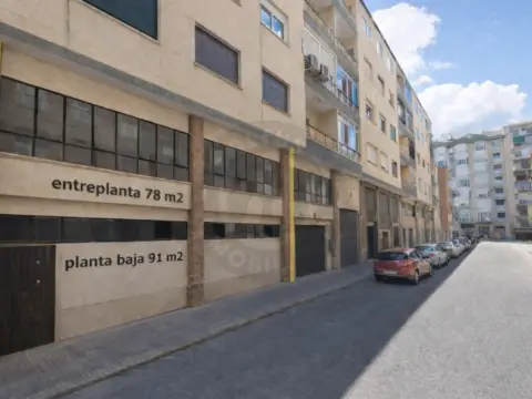 Local comercial en Reyes Huertas