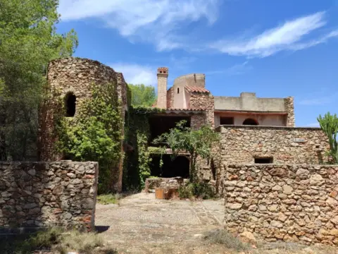 Finca rústica en Las Atalayas-U.R.M.I.-Cerro-Mar