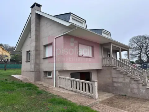 Casa en Parroquias Oeste-A Ponte