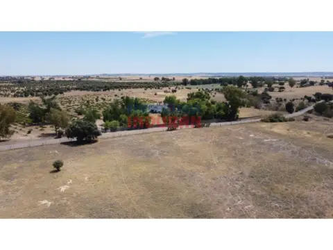 Finca rústica en Calzada de Oropesa