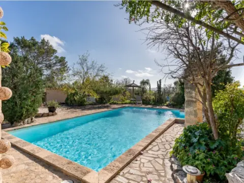 Casa rústica en Llubí