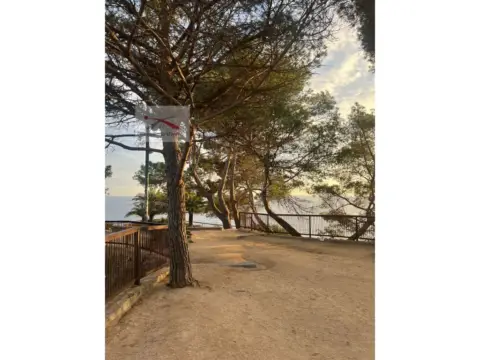 Terreno en Carrer d'Alella, 5101