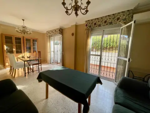 Chalet en Vista Azul-Consolación