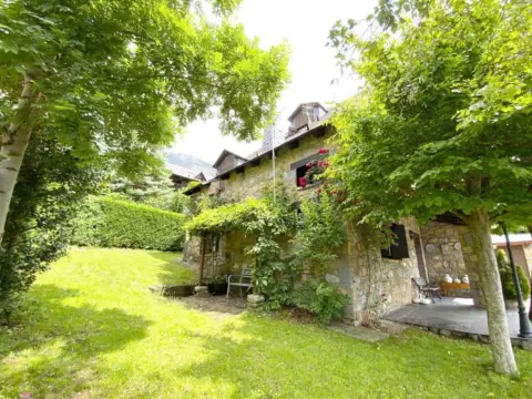 Casa en Urbanización del Escamps, 14