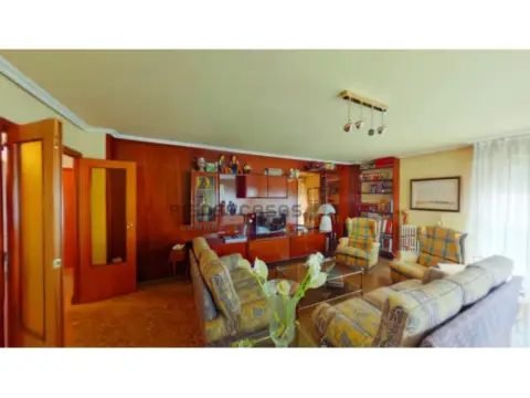 Apartamento en calle de Teresa Cajal, 2