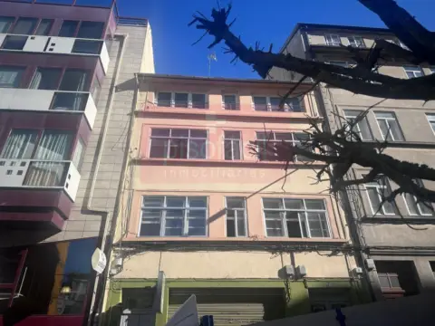 Edificio en San Roque-As Fontiñas