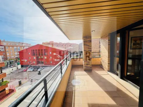 Piso en Zona calle Eduardo Saavedra-Ronda Eloy Sanz Villa