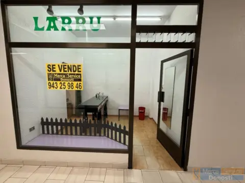 Local comercial en Bidebieta