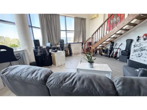 Loft en Zona Industrial
