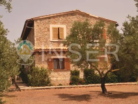 Casa rústica en Llubí