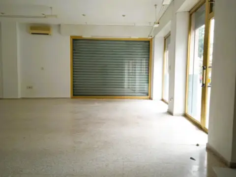 Local comercial en Zaidín