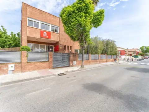 Local comercial en Carrer de Belgrad, 19