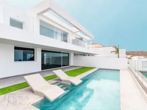 Casa pareada en Costa Adeje