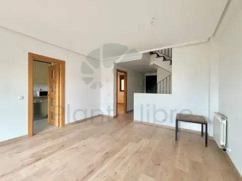 Dúplex en Villamediana de Iregua