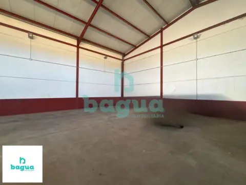 Nave industrial en Almendralejo