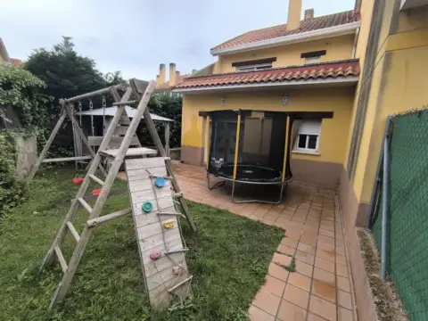 Casa pareada en El Casar