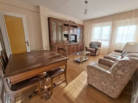 Piso en Urbanización Carreruela, 53