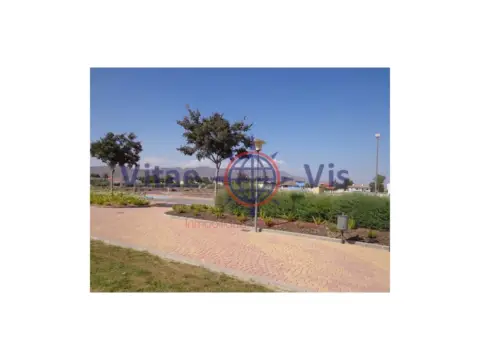 Terreno en calle de Molina