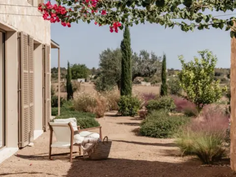 Casa rústica en Maria de la Salut