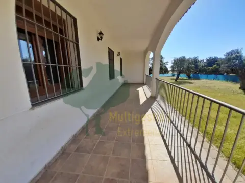 Chalet en Casar de Cáceres