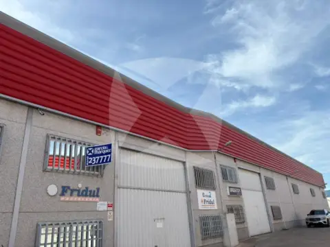 Nave industrial en El Nevero
