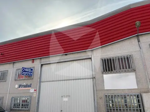 Nave industrial en El Nevero