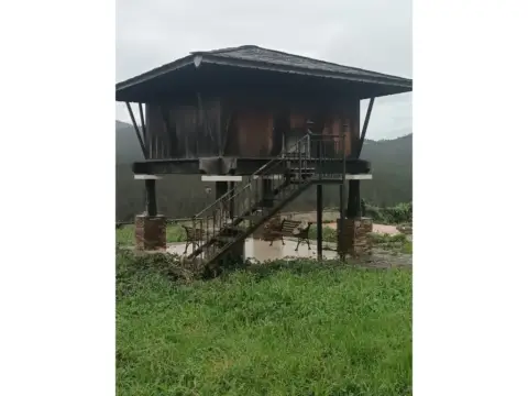Casa en San Tirso de Abres