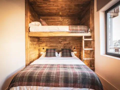 Apartamento en calle C. de los Pinos, 78, nº 78