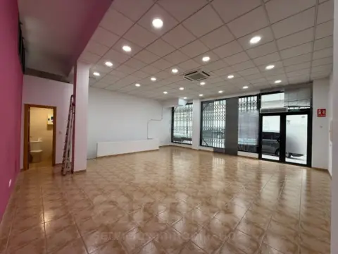 Local comercial en Casco Urbano