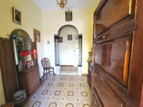 Casa en Nuevo Parque-Los Rosales-Tráfico Pesado