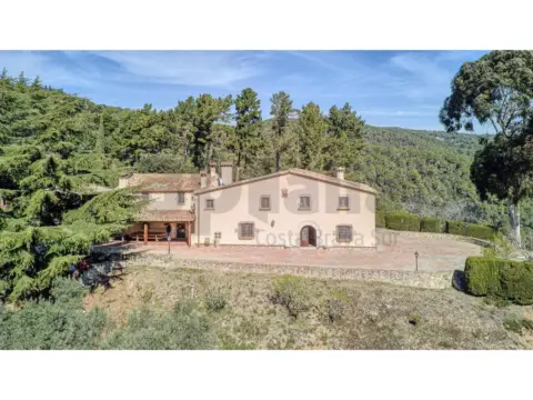 Finca rústica en Urbanitzacions Niàgara Parc-Àgora Parc-Roca-Rossa
