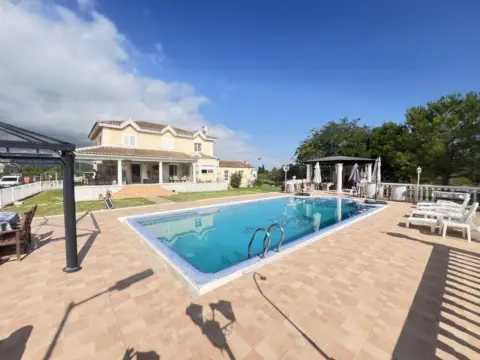 Chalet en Bulevar del Xúquer-El Maranyet