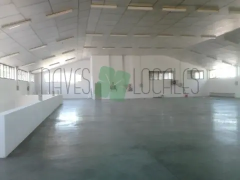 Nave industrial en Oeste