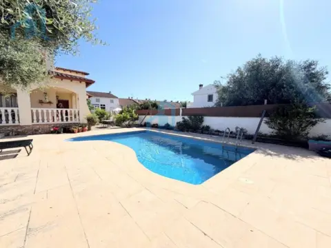 Casa pareada en Creixell