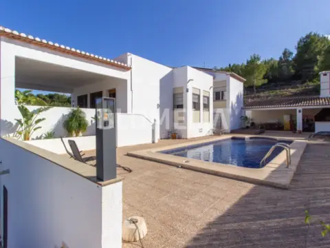 Casa en Les Rotes