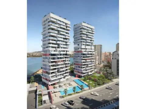 Edificio en Playa del Arenal Bol-Playa del Cantal Roig