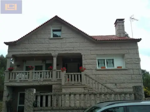 Casa en Ribadumia