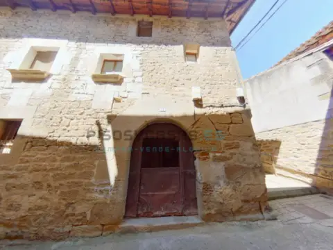 Casa en Barrio Nuevo, 21