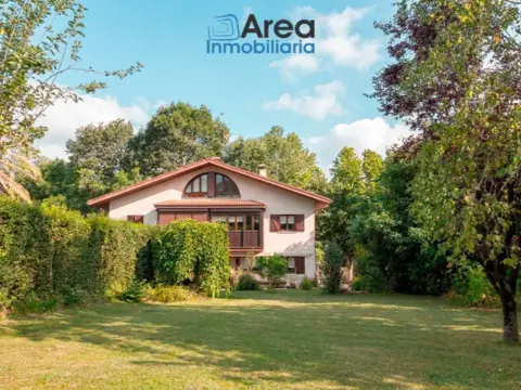 Casa pareada en Ventas-Jaizubia-Urdanibia