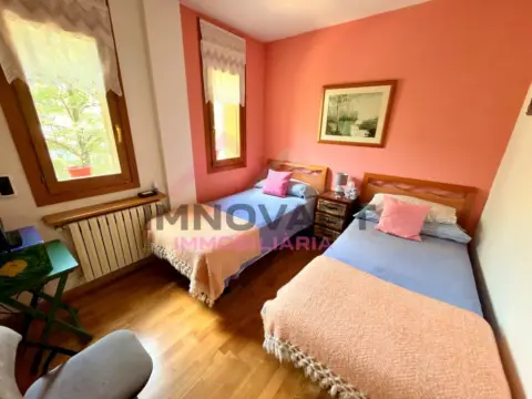 Pis de 3 habitacions en venda a Ordino · 25 de 58