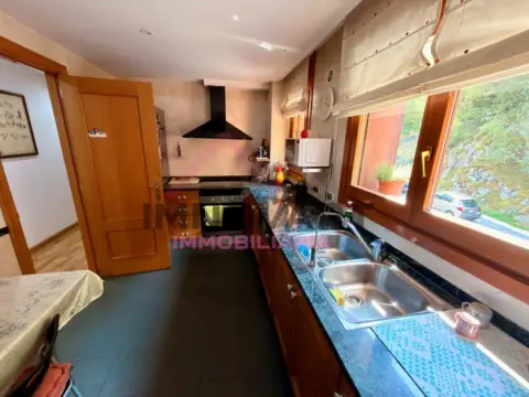 Pis de 3 habitacions en venda a Ordino · 22 de 58