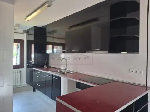 3-bedroom townhouse for rent in La Massana · 30 of 60