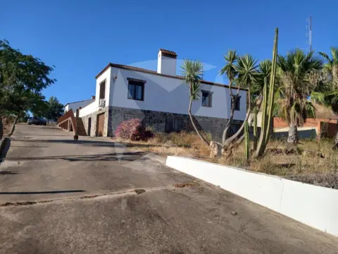 Chalet en La Atalaya