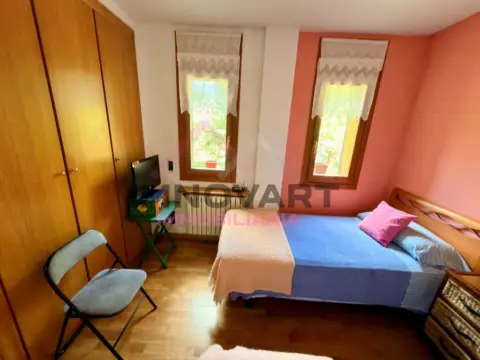 Pis de 3 habitacions en venda a Ordino · 26 de 58