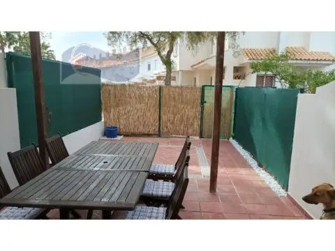 Casa adosada en Nuevo Portil